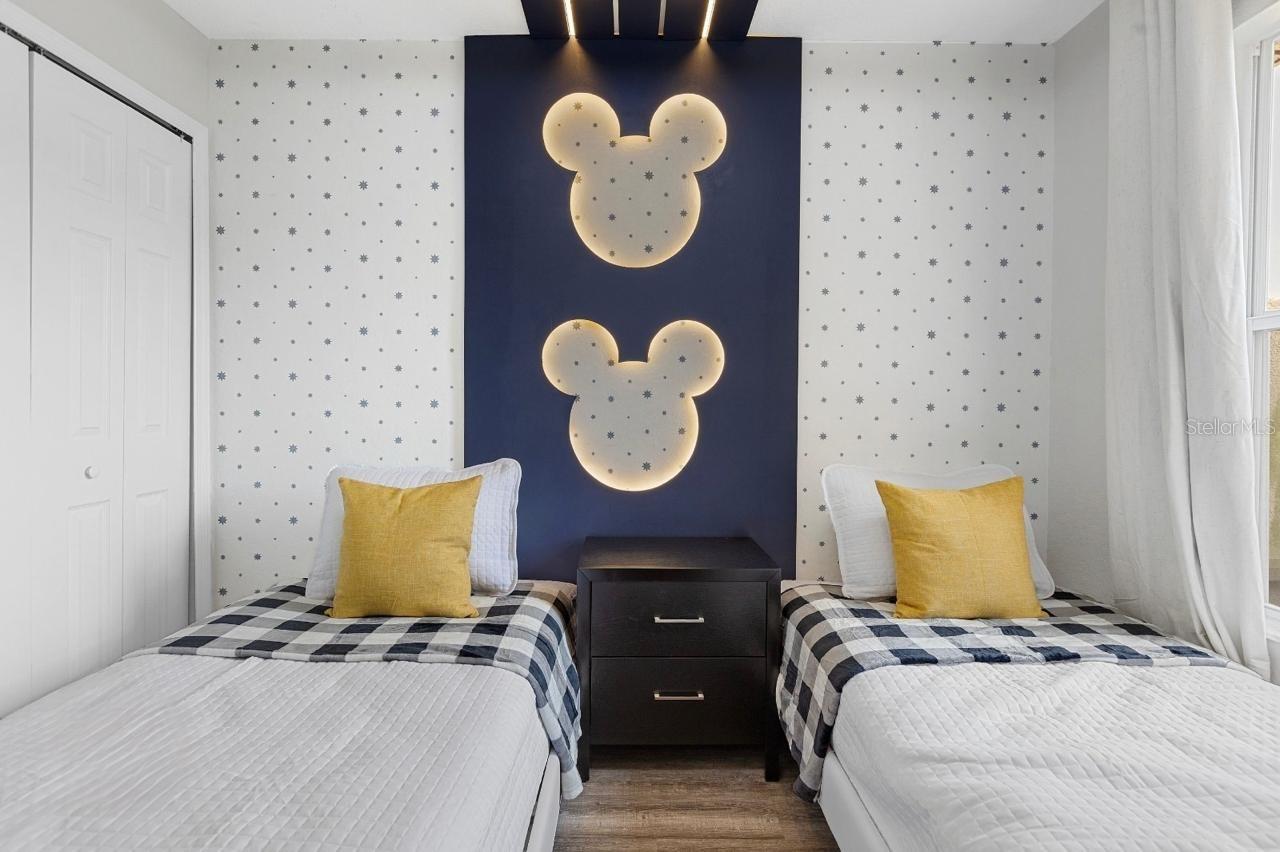 REGAL PALMS AT HIGHLAND RESERVE PH 05 - Residential