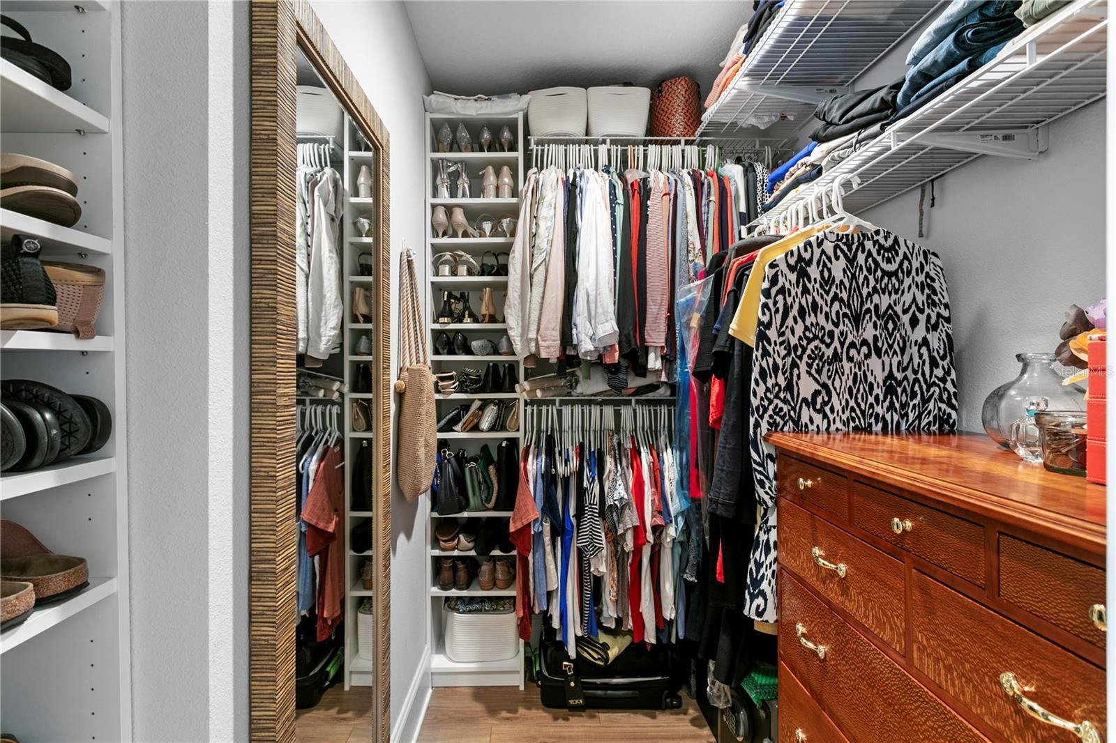 MAC DILL HEIGHTS - Residential