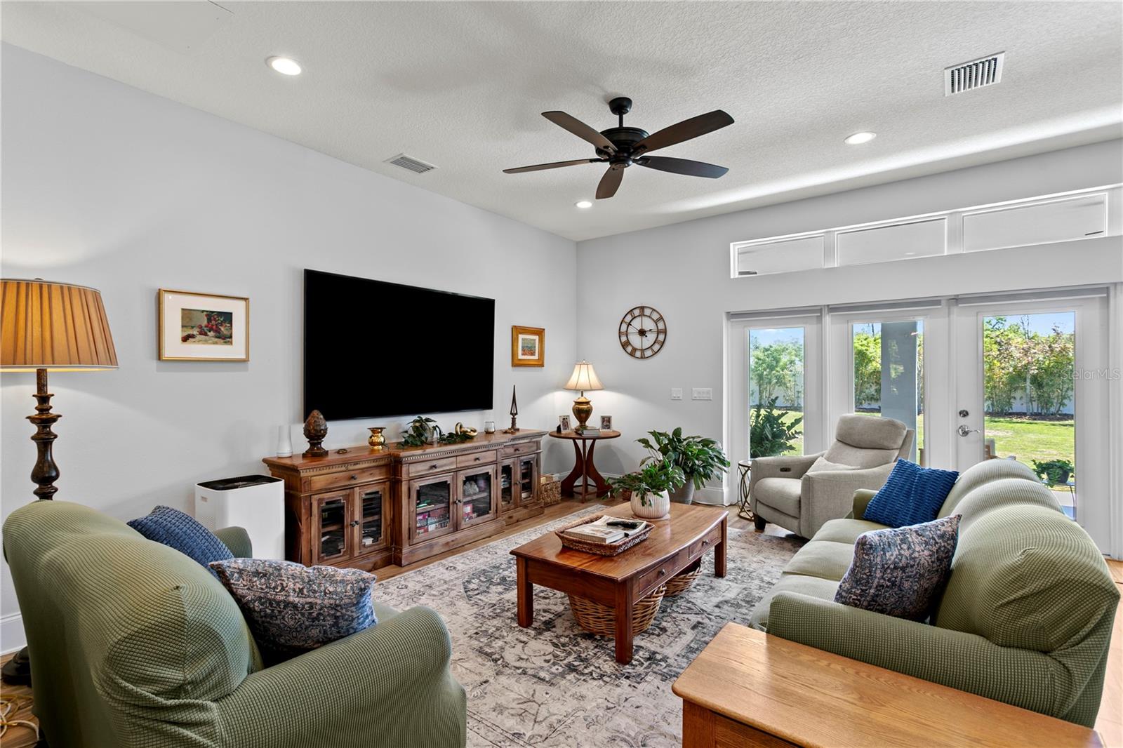 MAC DILL HEIGHTS - Residential