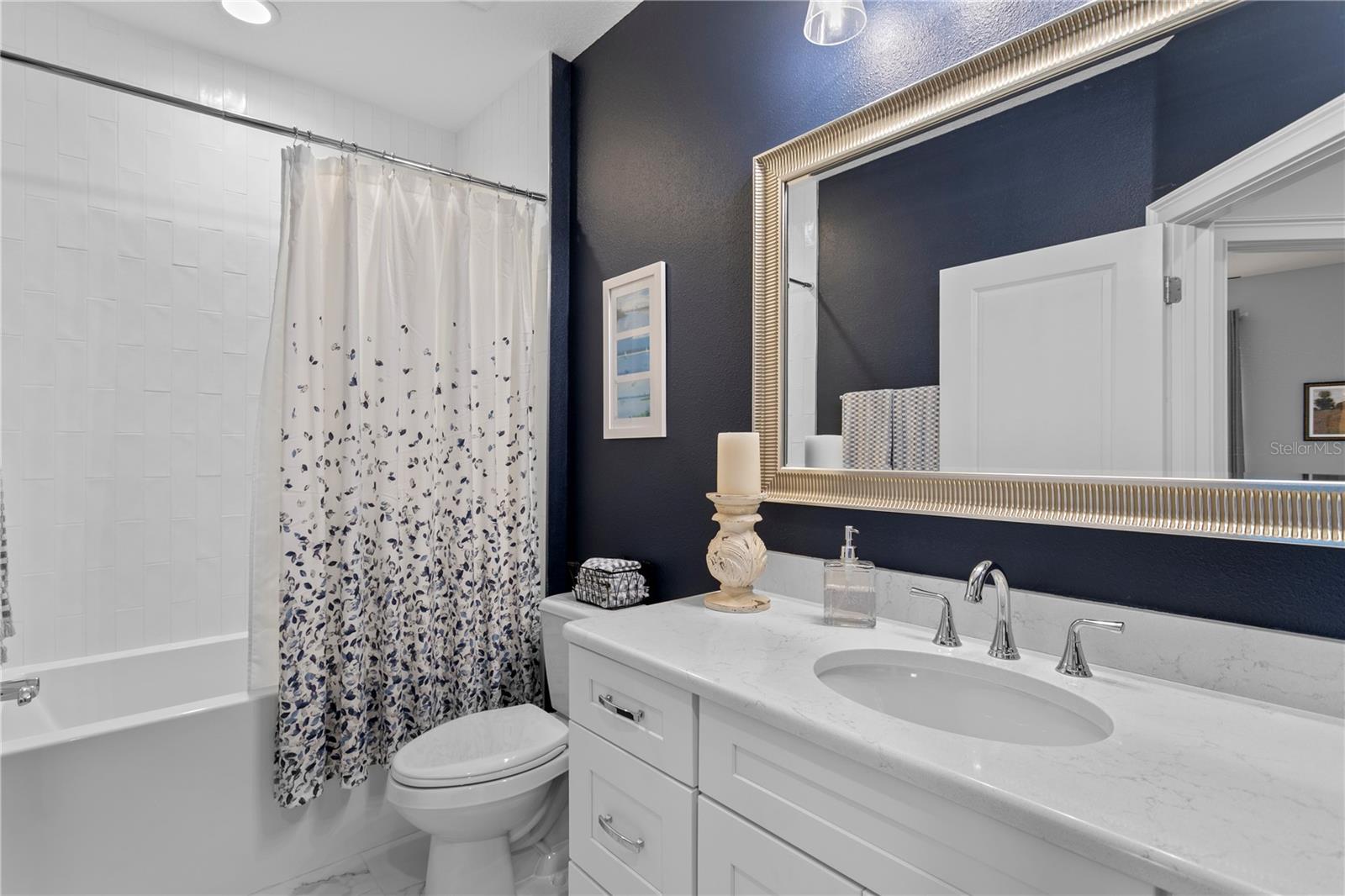 MAC DILL HEIGHTS - Residential