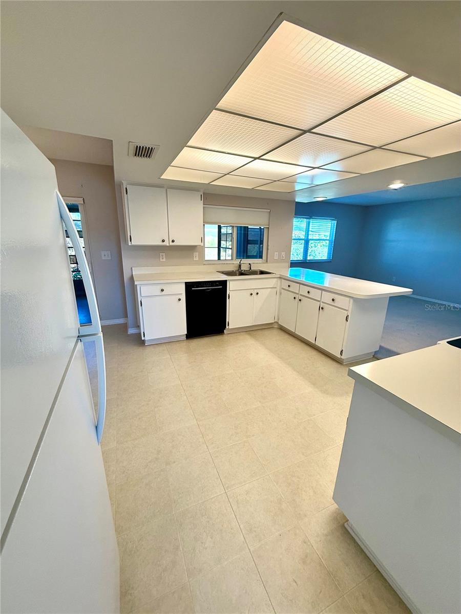 SUN CITY CENTER UNIT 44 A - Residential