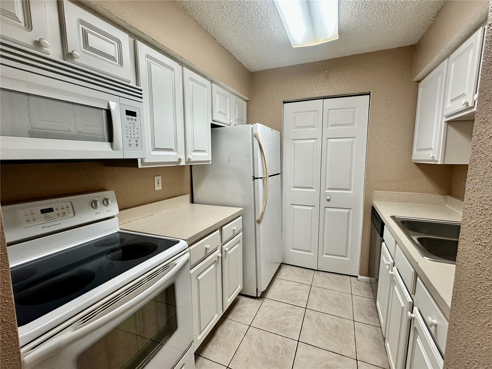 CABANA KEY A CONDO - Residential