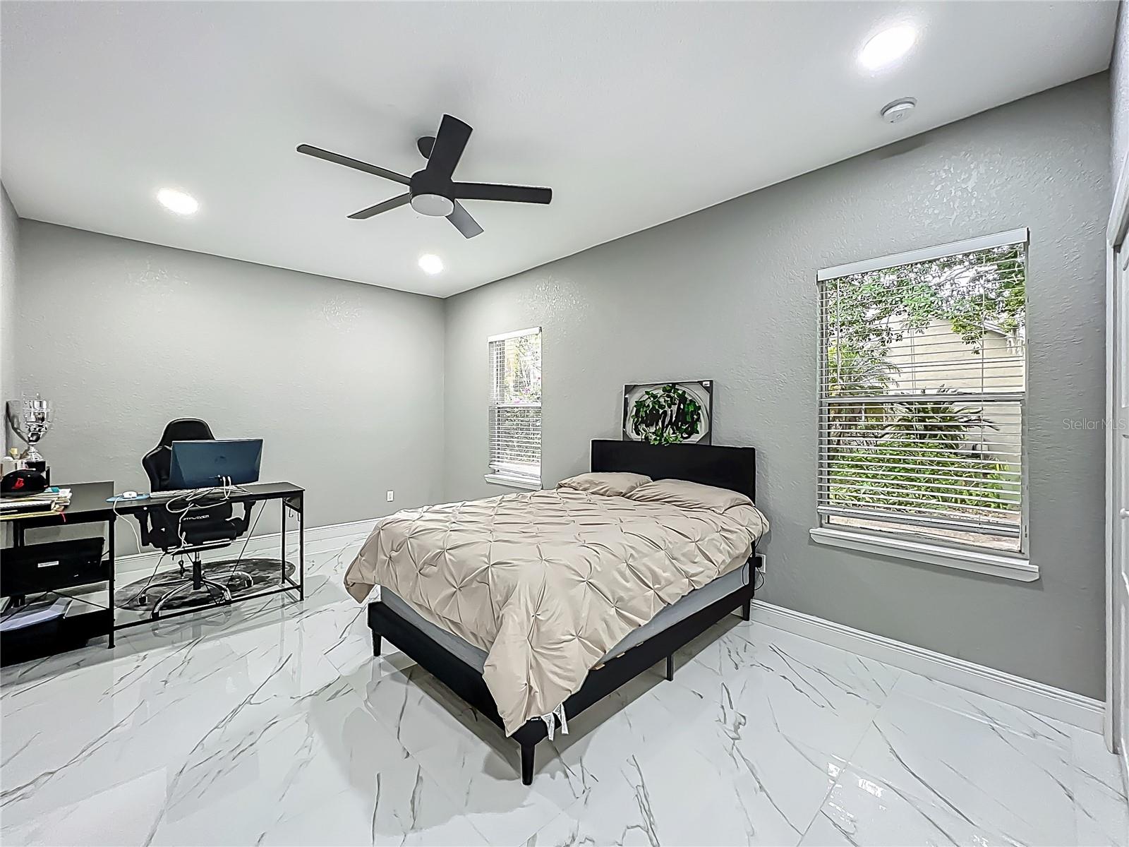GLEN EAGLE UNIT 1 - Residential