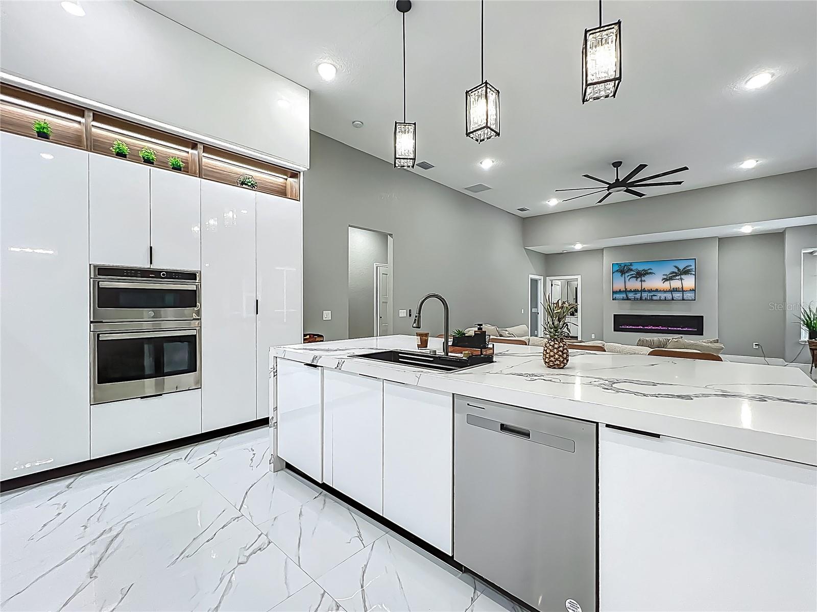GLEN EAGLE UNIT 1 - Residential