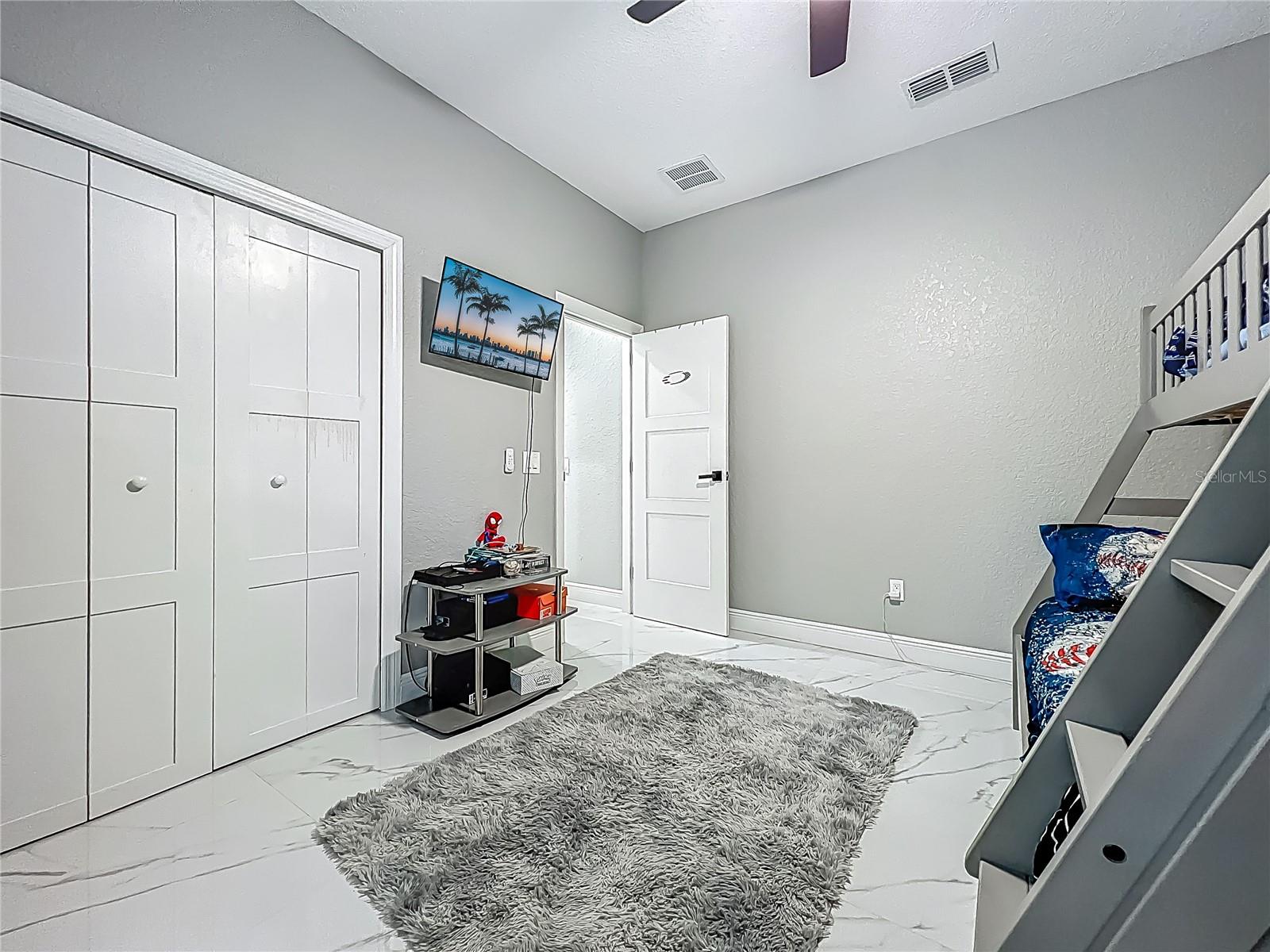 GLEN EAGLE UNIT 1 - Residential