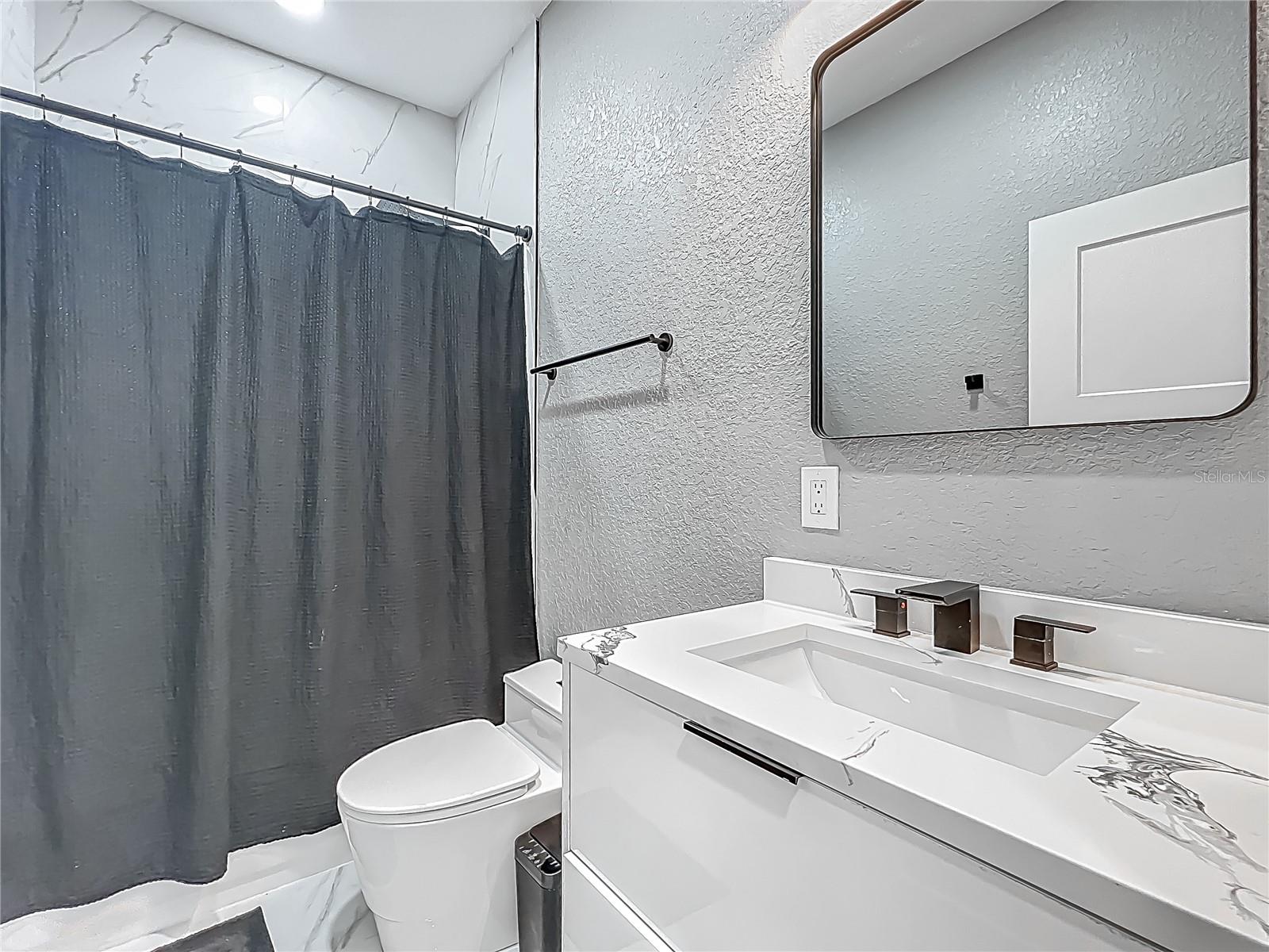 GLEN EAGLE UNIT 1 - Residential