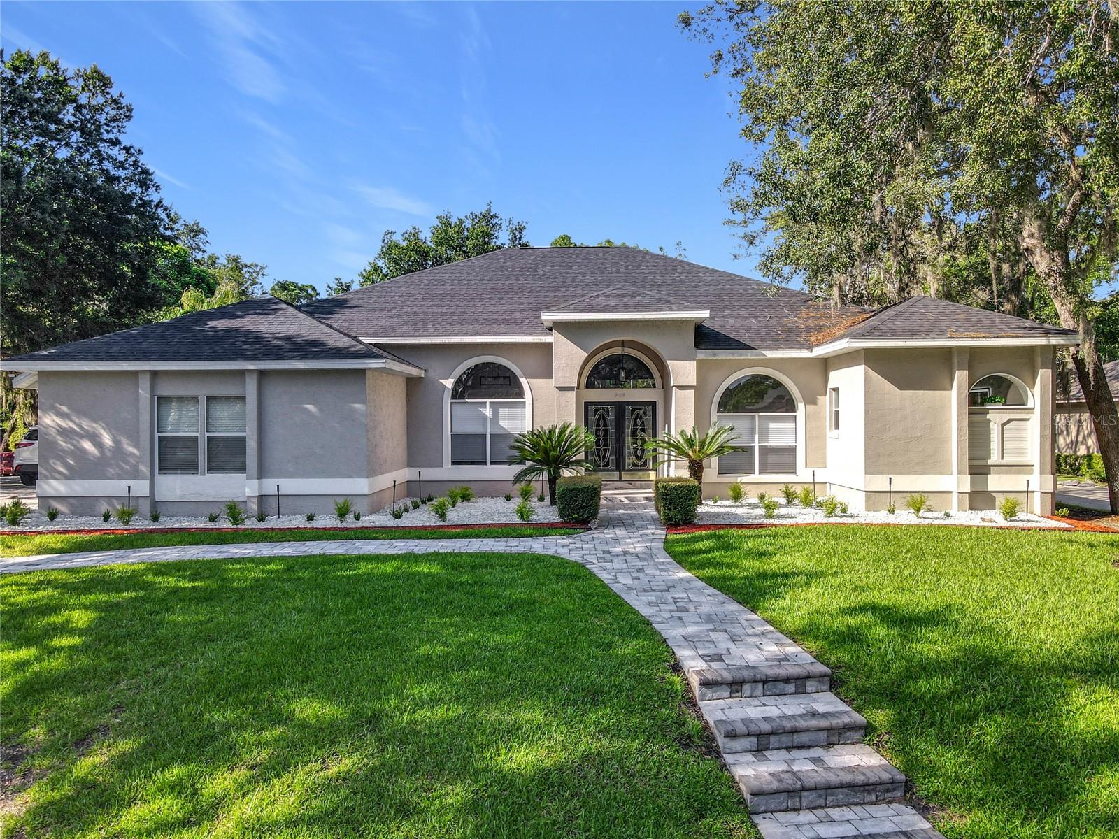 GLEN EAGLE UNIT 1 - Residential