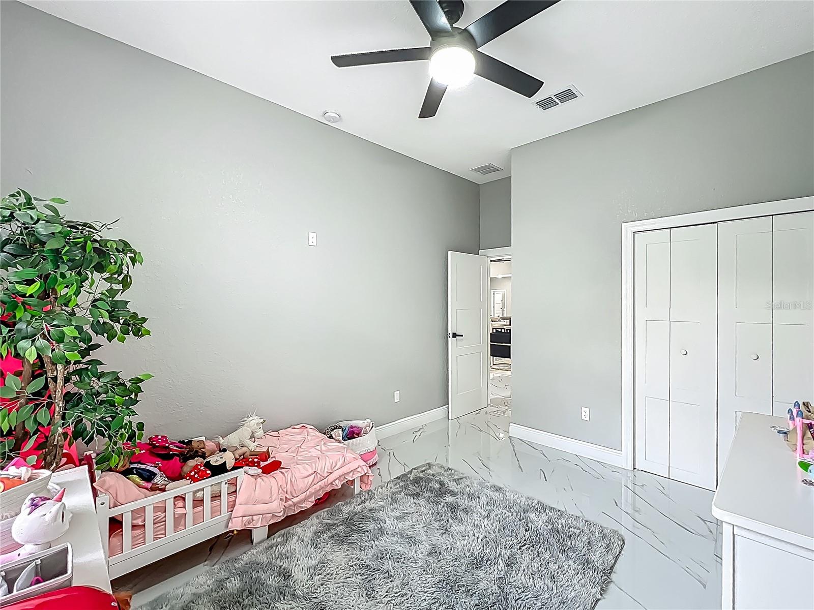 GLEN EAGLE UNIT 1 - Residential