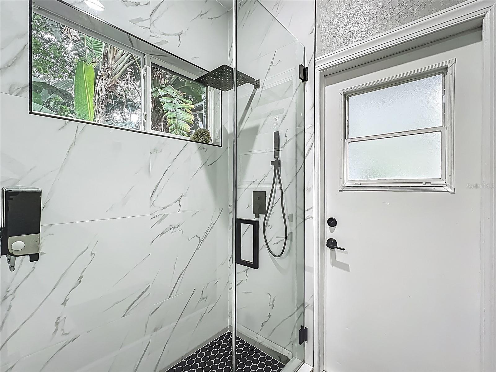 GLEN EAGLE UNIT 1 - Residential