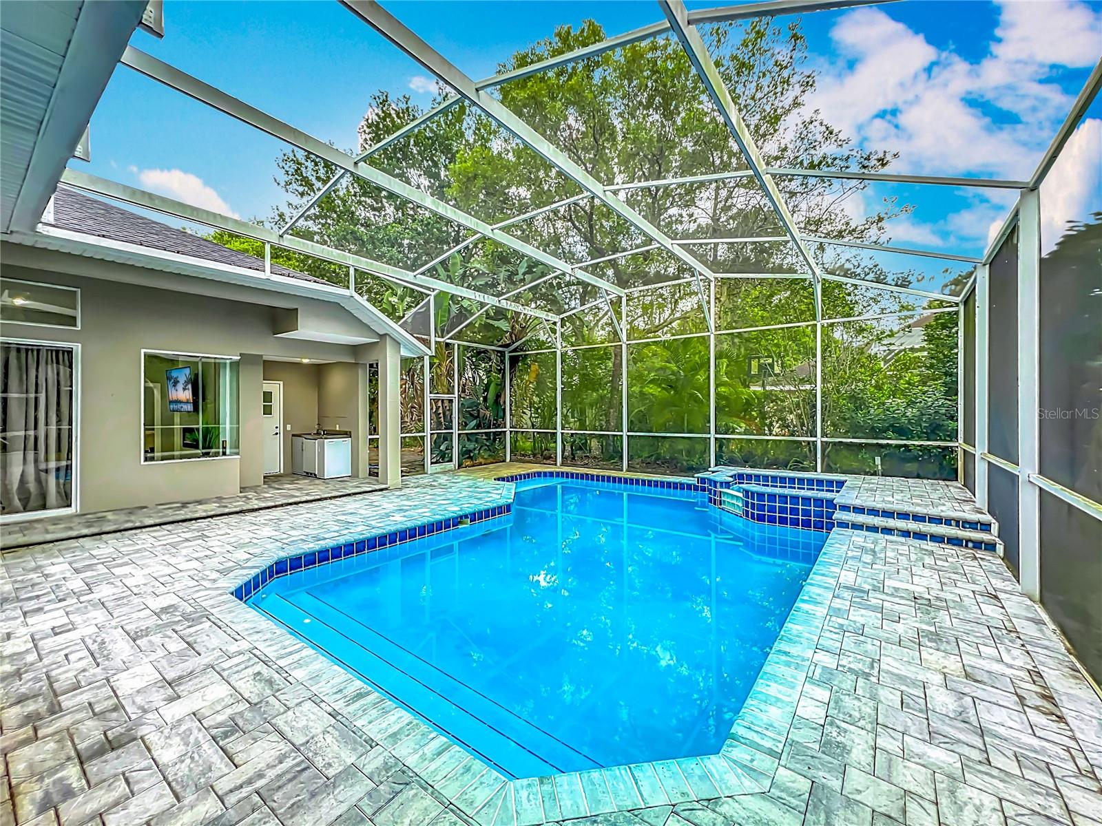 GLEN EAGLE UNIT 1 - Residential