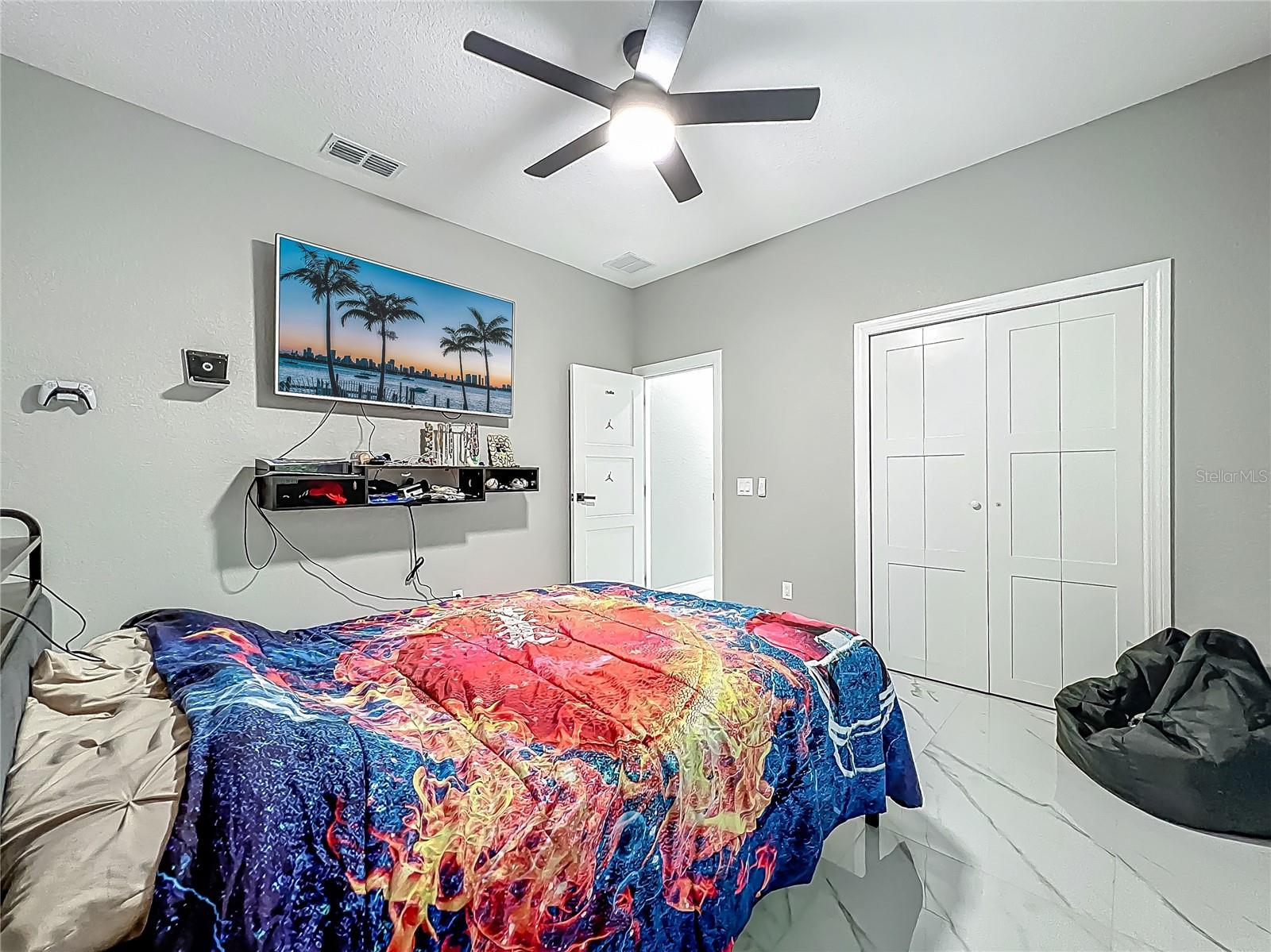 GLEN EAGLE UNIT 1 - Residential
