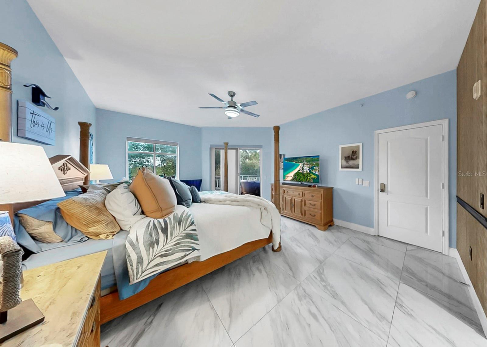 GRANDE VERANDAHS ON THE BAY - Residential