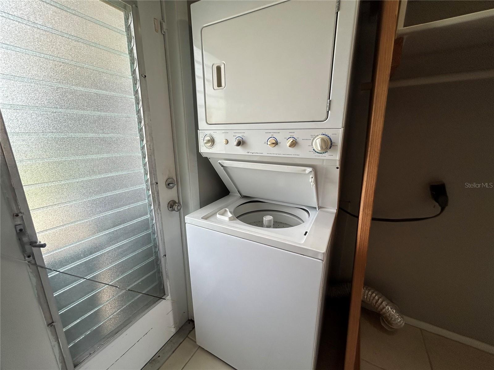 PORT CHARLOTTE 15 REP 02 - Residential Lease