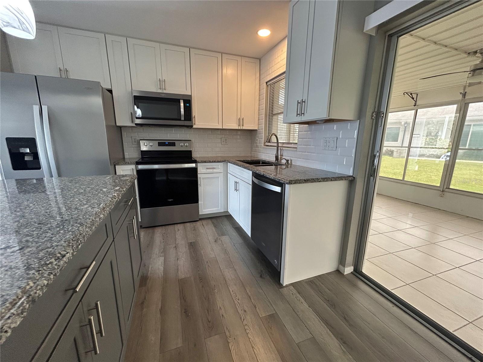 PORT CHARLOTTE 15 REP 02 - Residential Lease