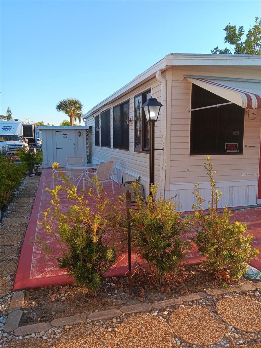 1674 UNIVERSITY PARKWAY 389