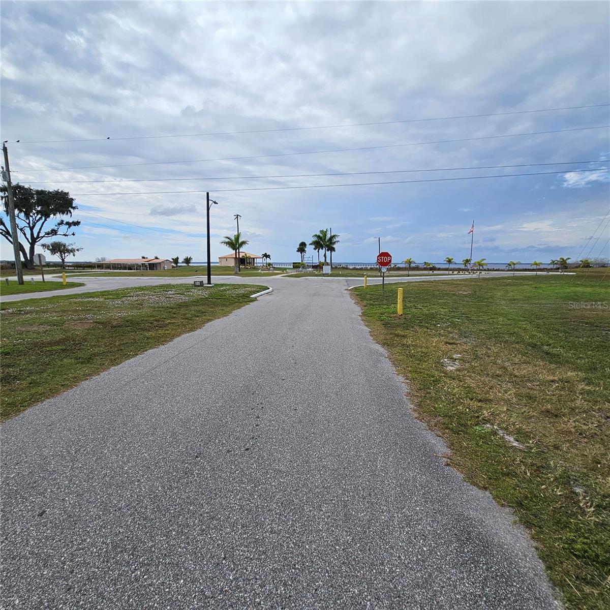 INDIAN LAKE ESTATES - Land