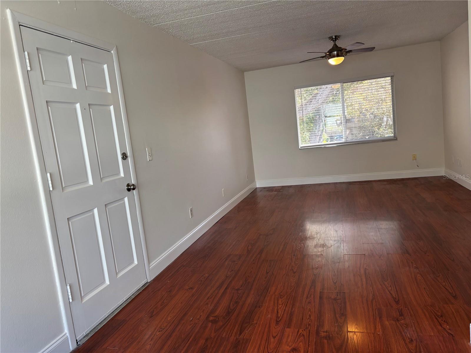 3206 W AZEELE STREET 230