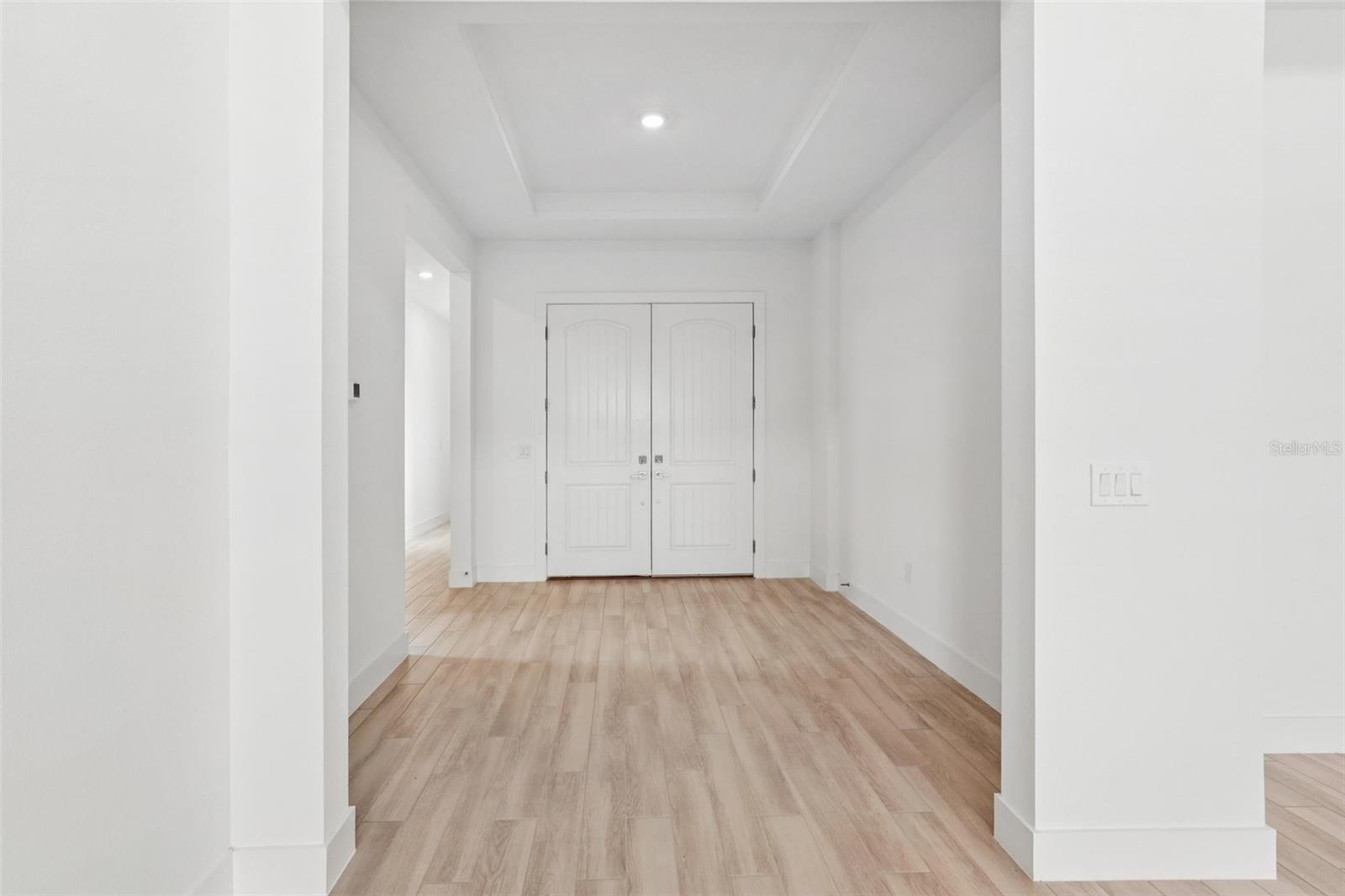 8316 GOLDEN BEACH COURT