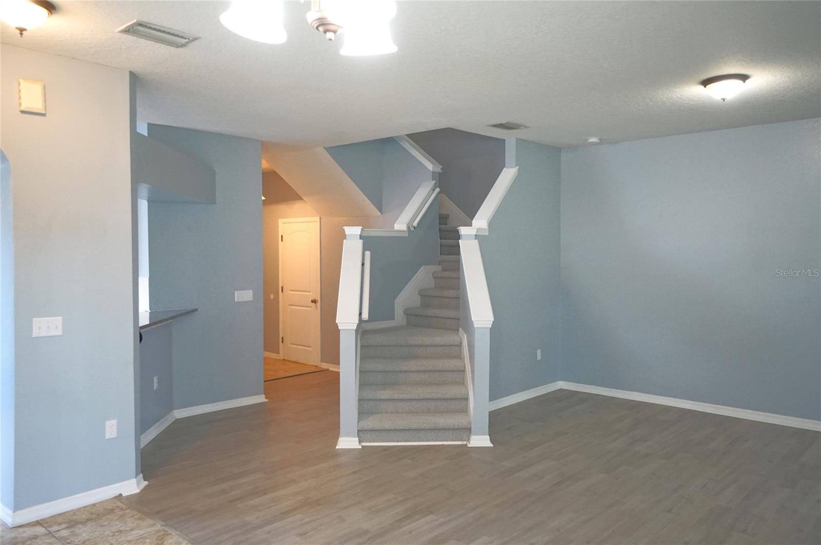 EAGLE PALM PH 1 - Residential Lease