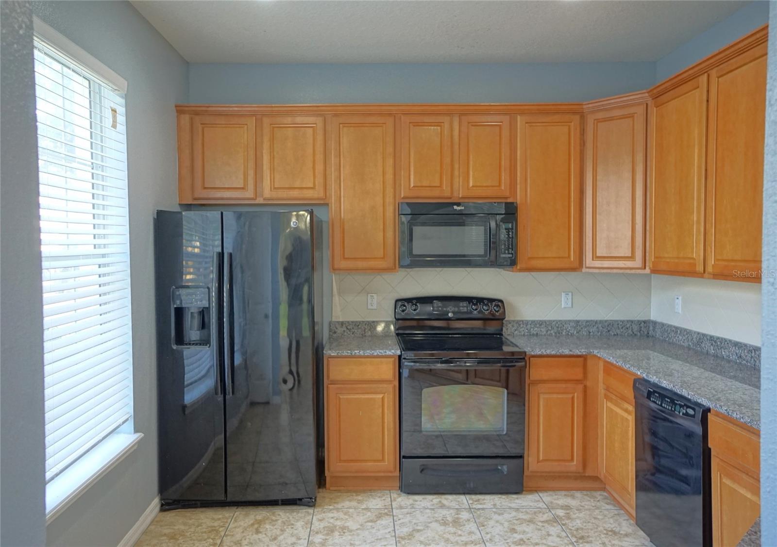EAGLE PALM PH 1 - Residential Lease