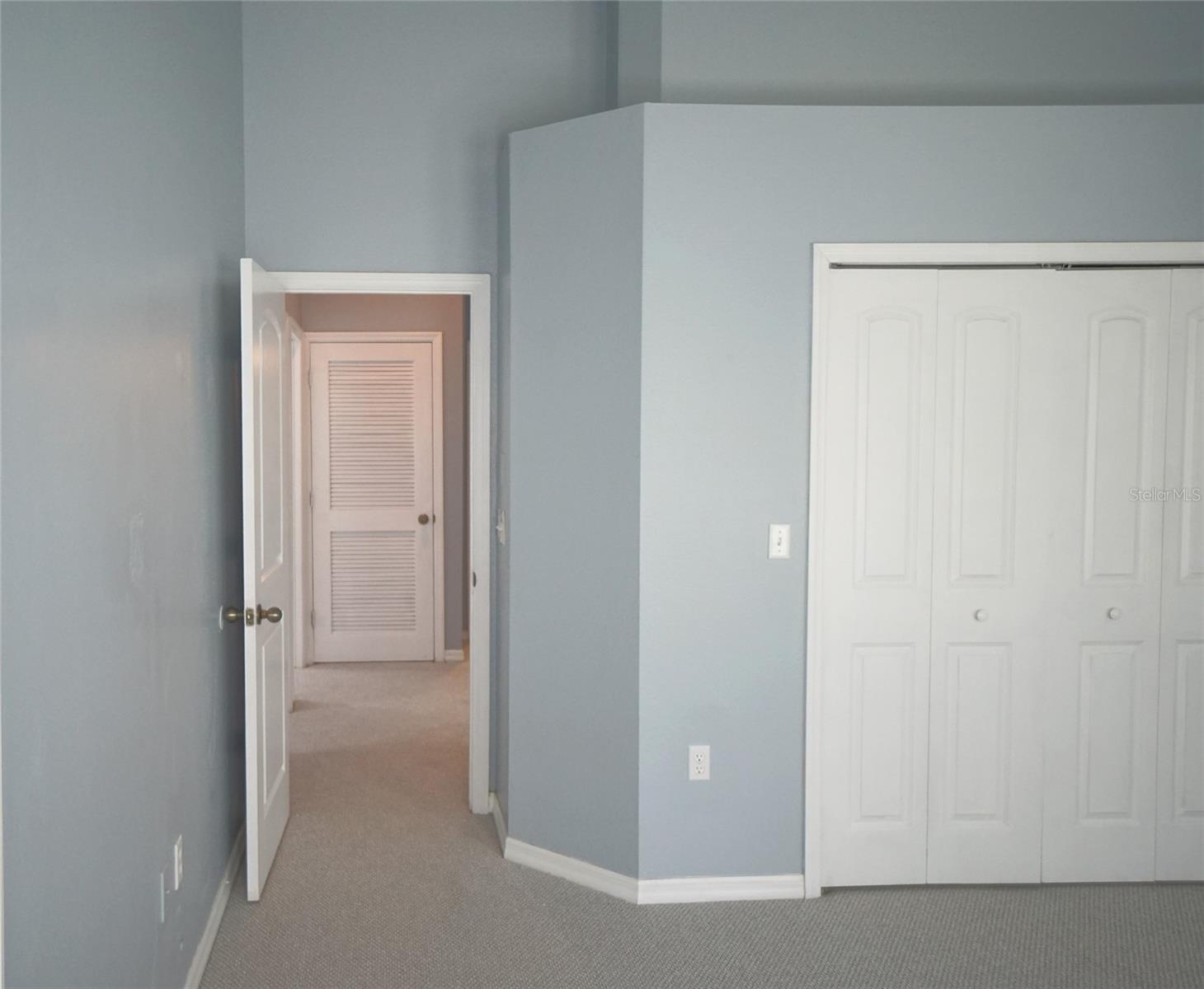 EAGLE PALM PH 1 - Residential Lease