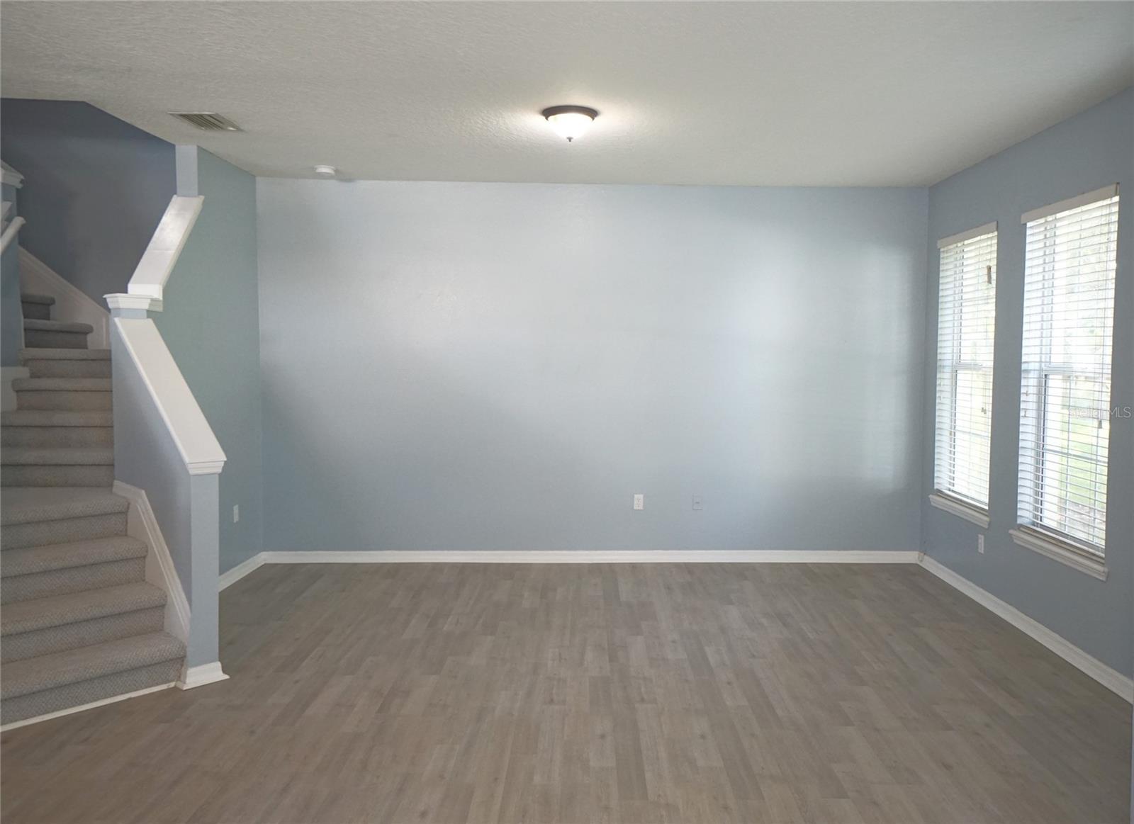 EAGLE PALM PH 1 - Residential Lease