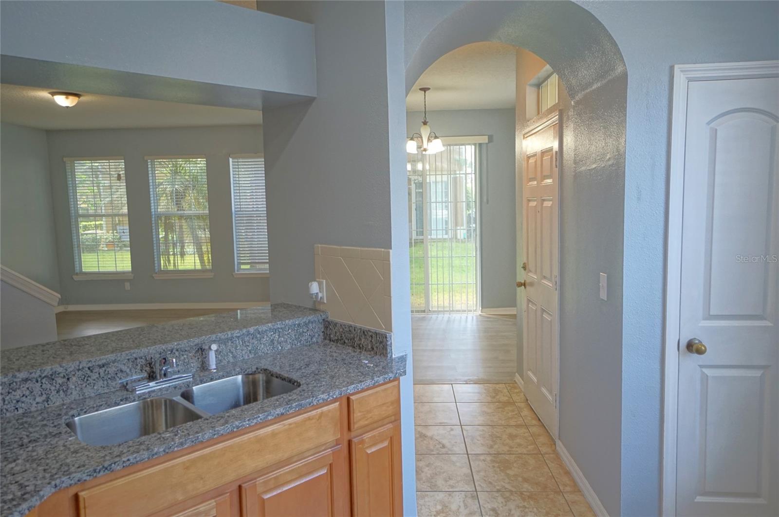 EAGLE PALM PH 1 - Residential Lease