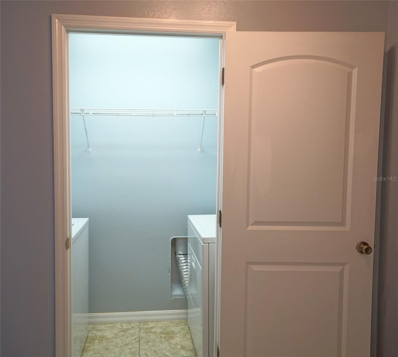 EAGLE PALM PH 1 - Residential Lease