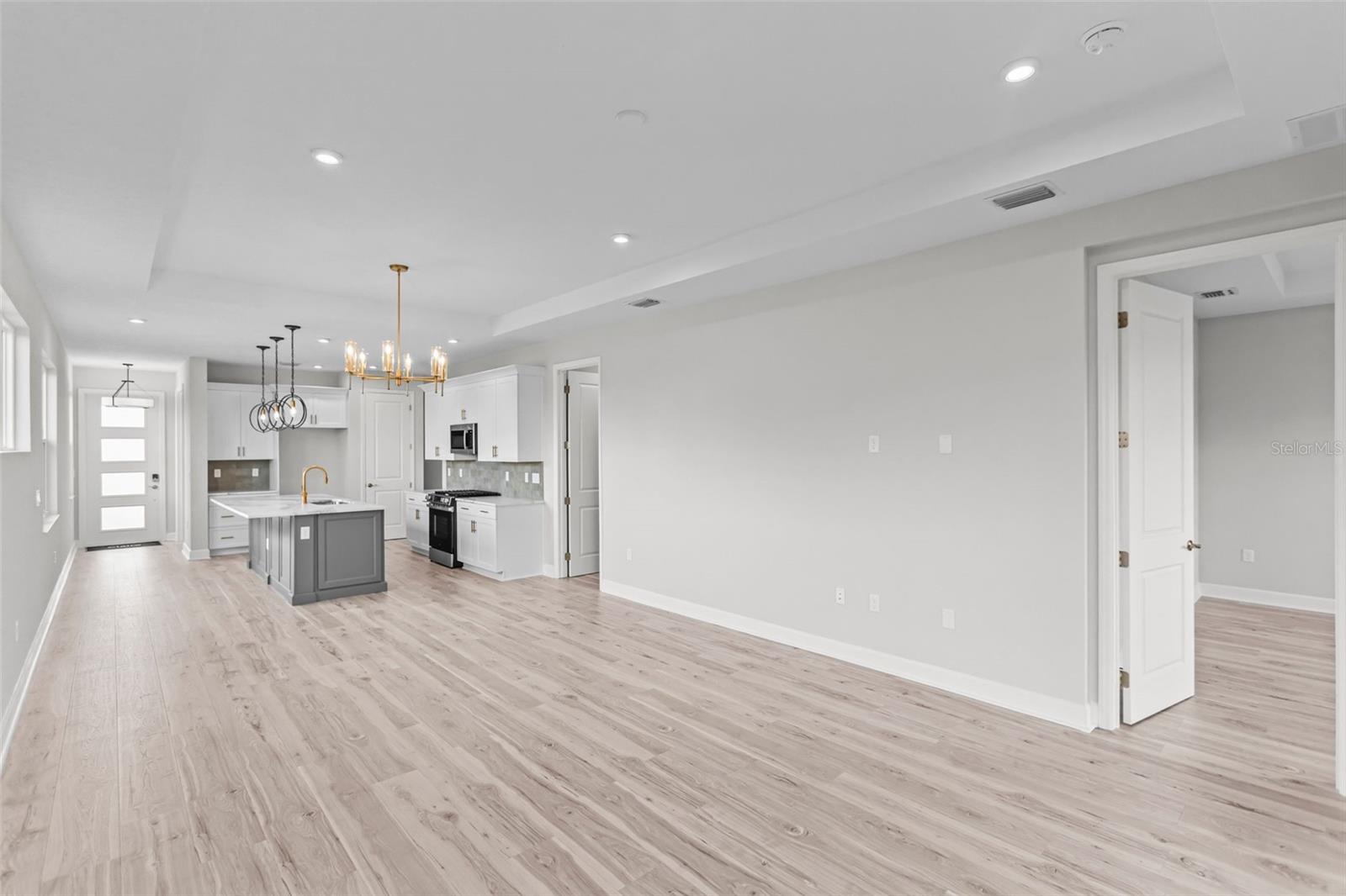 KH CW HAMMOCK OAKS LLC - Residential