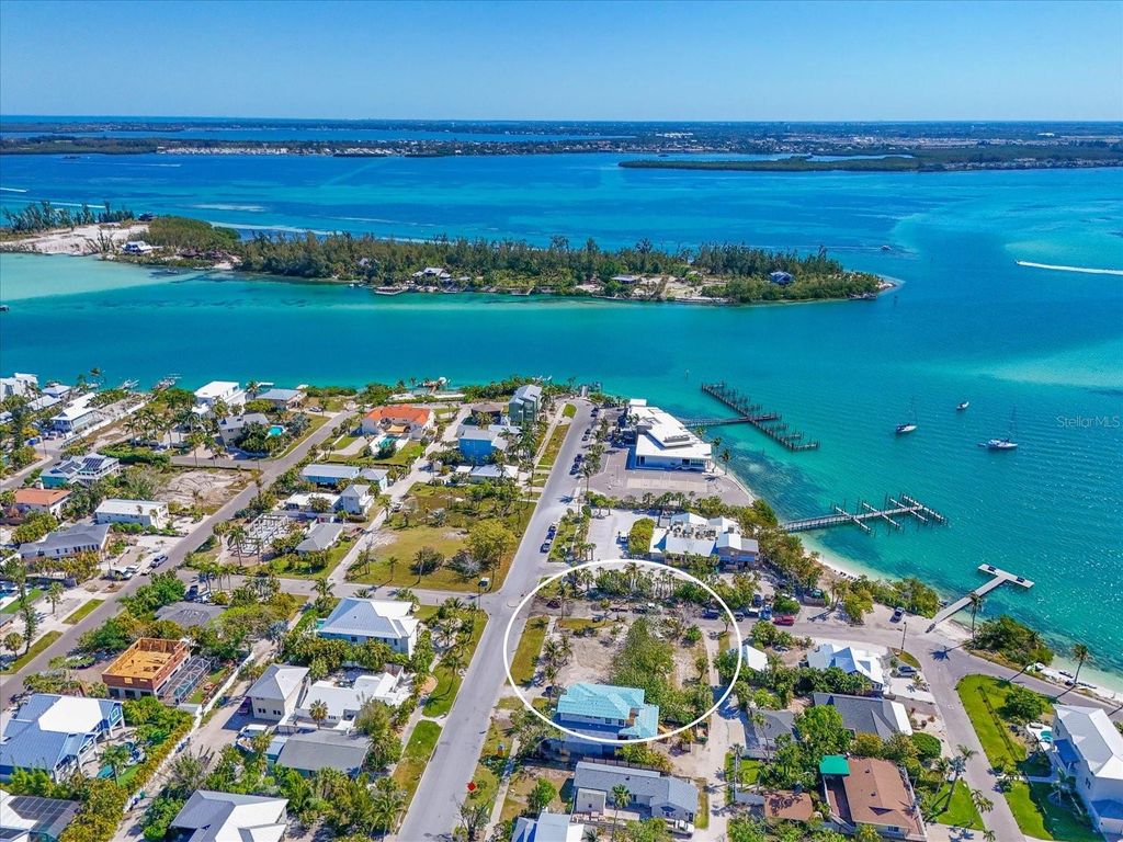 Photo of 720 Broadway Street, Longboat Key, FL 34228 (MLS # A4690381)