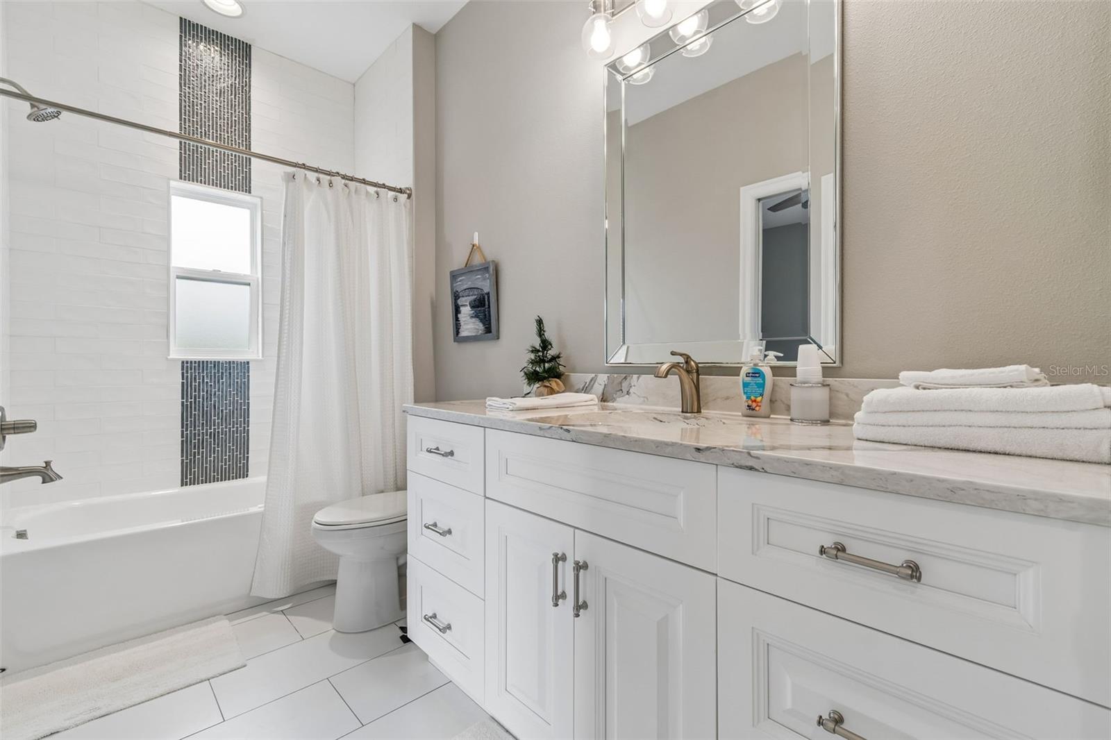 ALAFIA RIDGE ESTATES - Residential