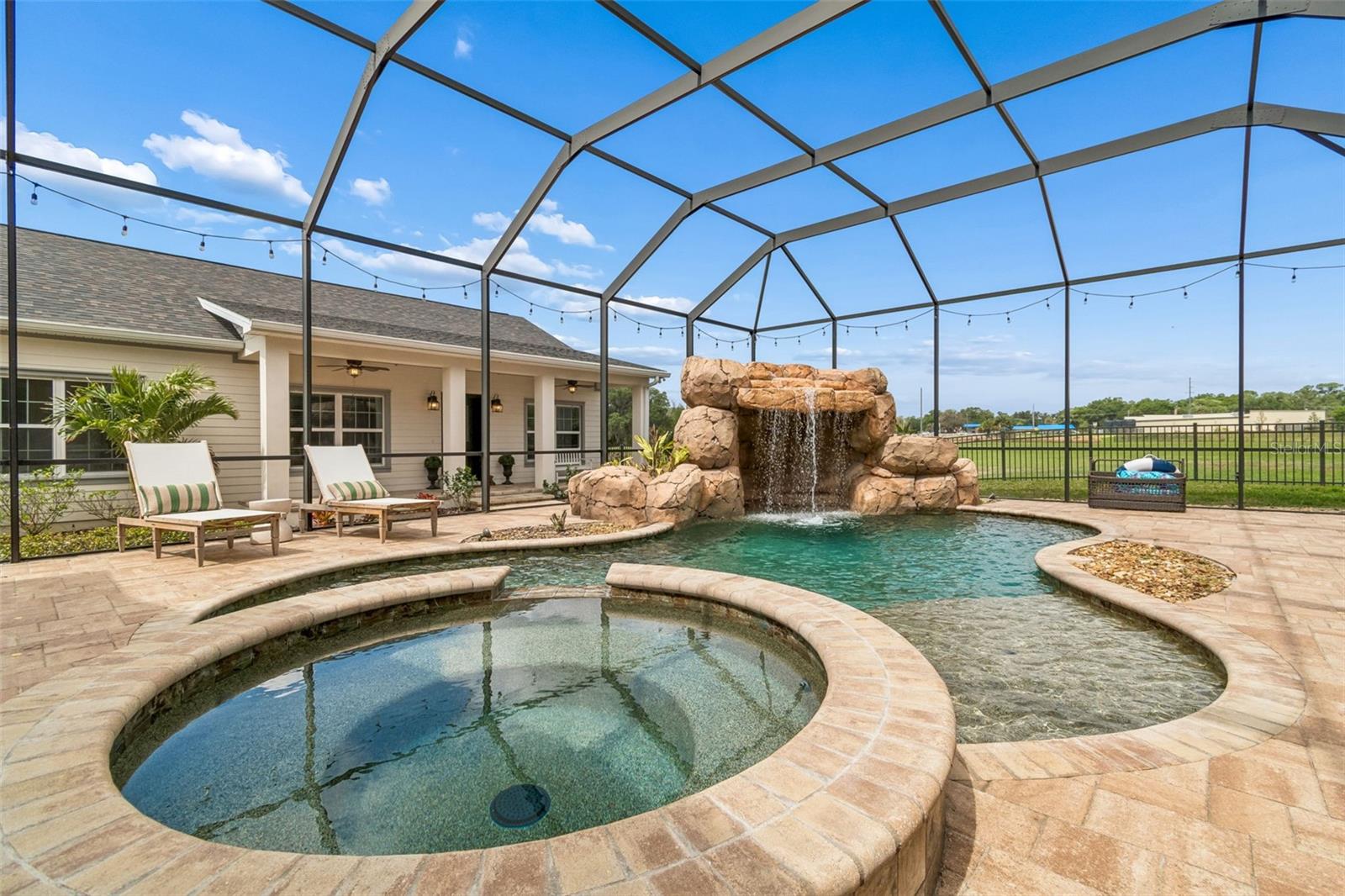 ALAFIA RIDGE ESTATES - Residential