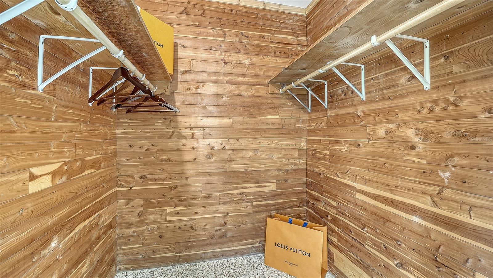 DESOTO PARK FOR PETROUTSA BROS - Residential