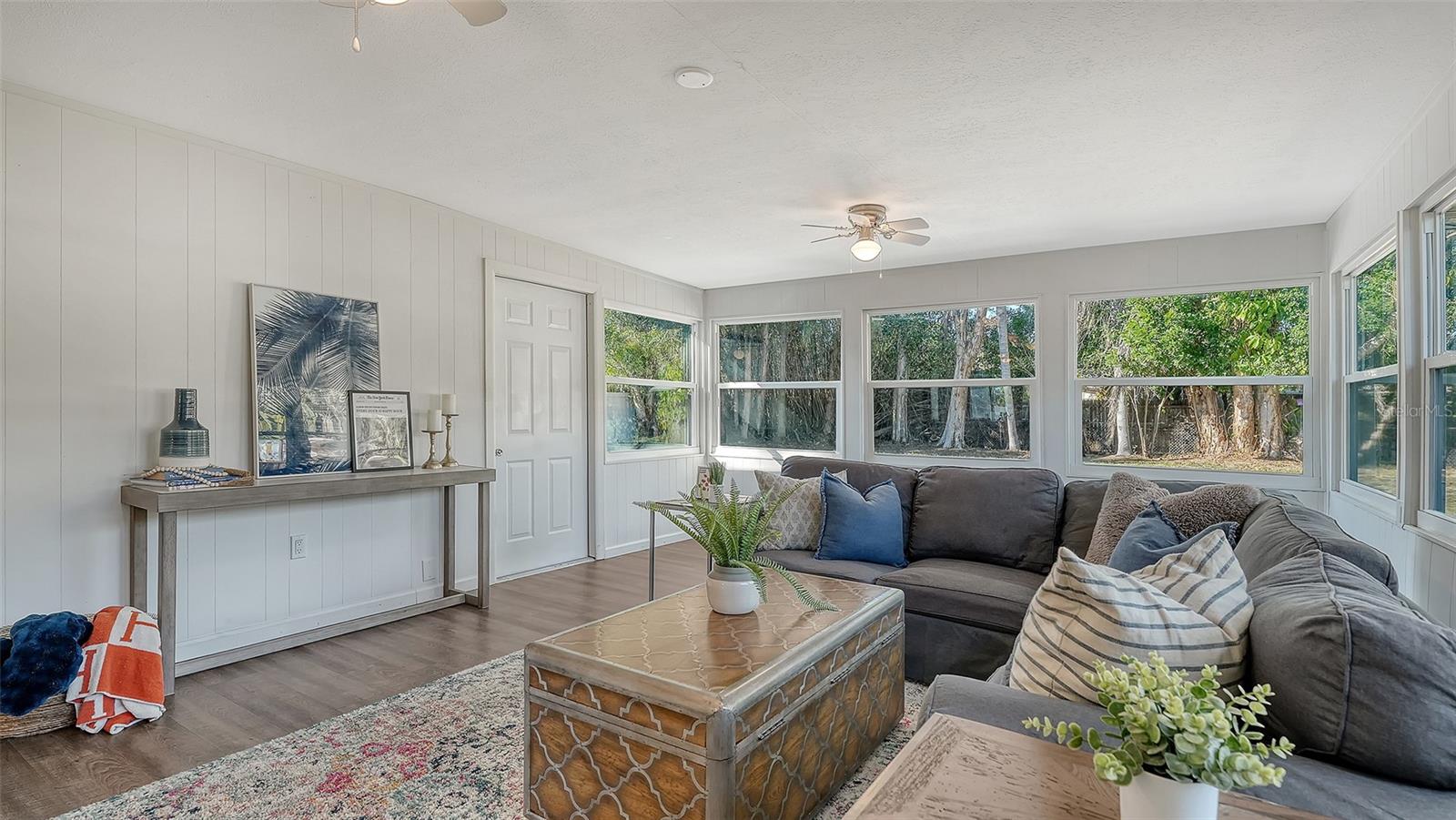 DESOTO PARK FOR PETROUTSA BROS - Residential