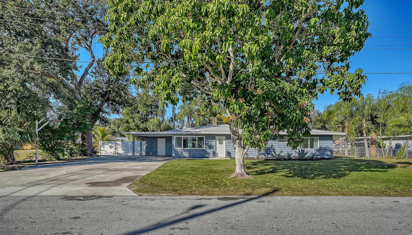 DESOTO PARK FOR PETROUTSA BROS - Residential