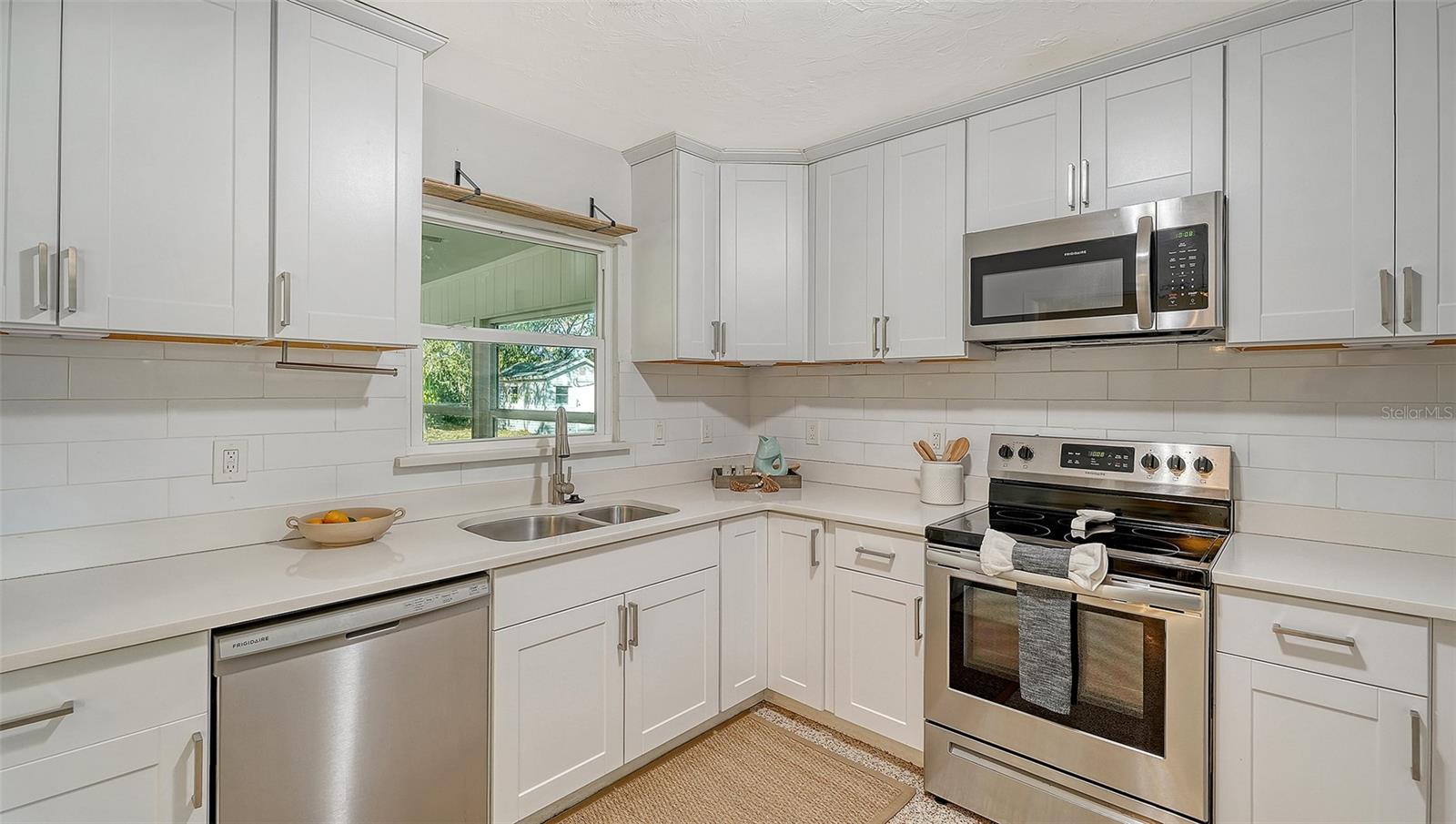 DESOTO PARK FOR PETROUTSA BROS - Residential