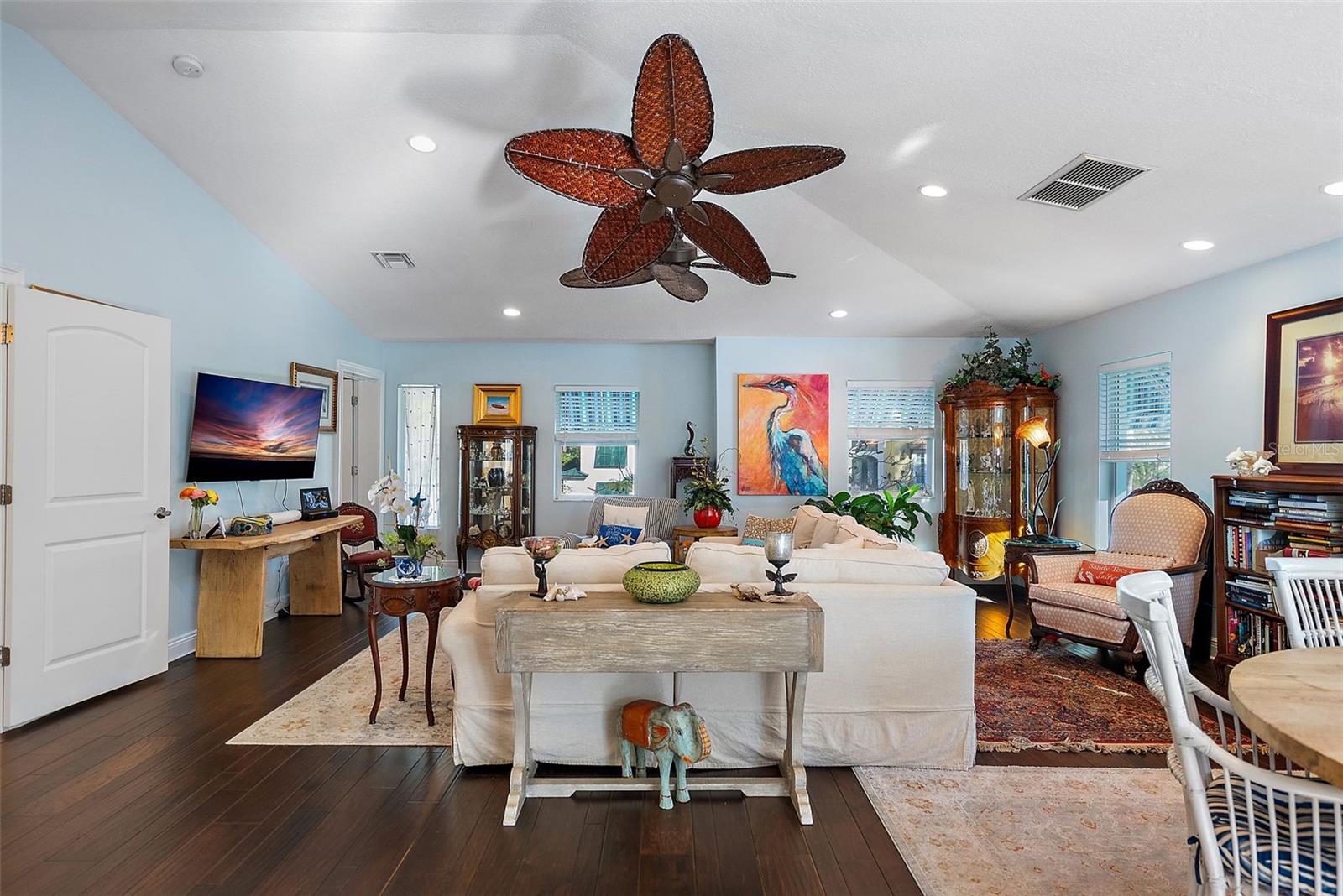 COLONIAL CORP REP - Residential