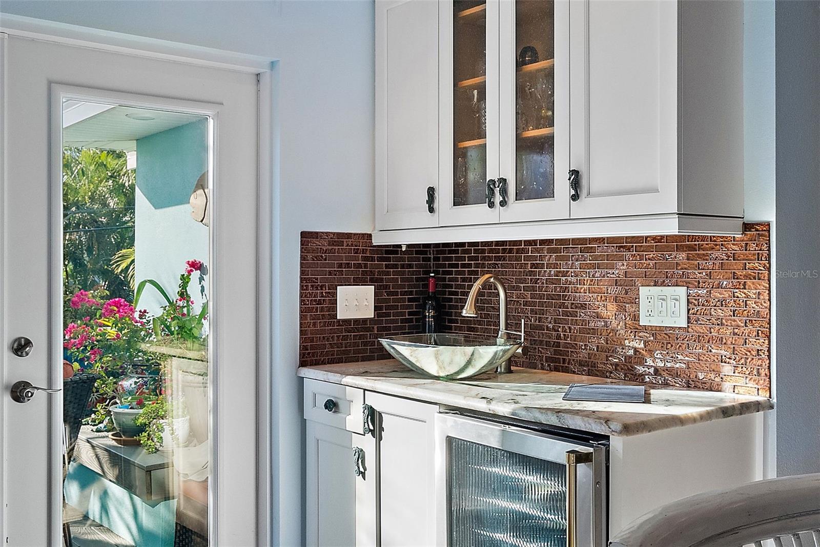 COLONIAL CORP REP - Residential