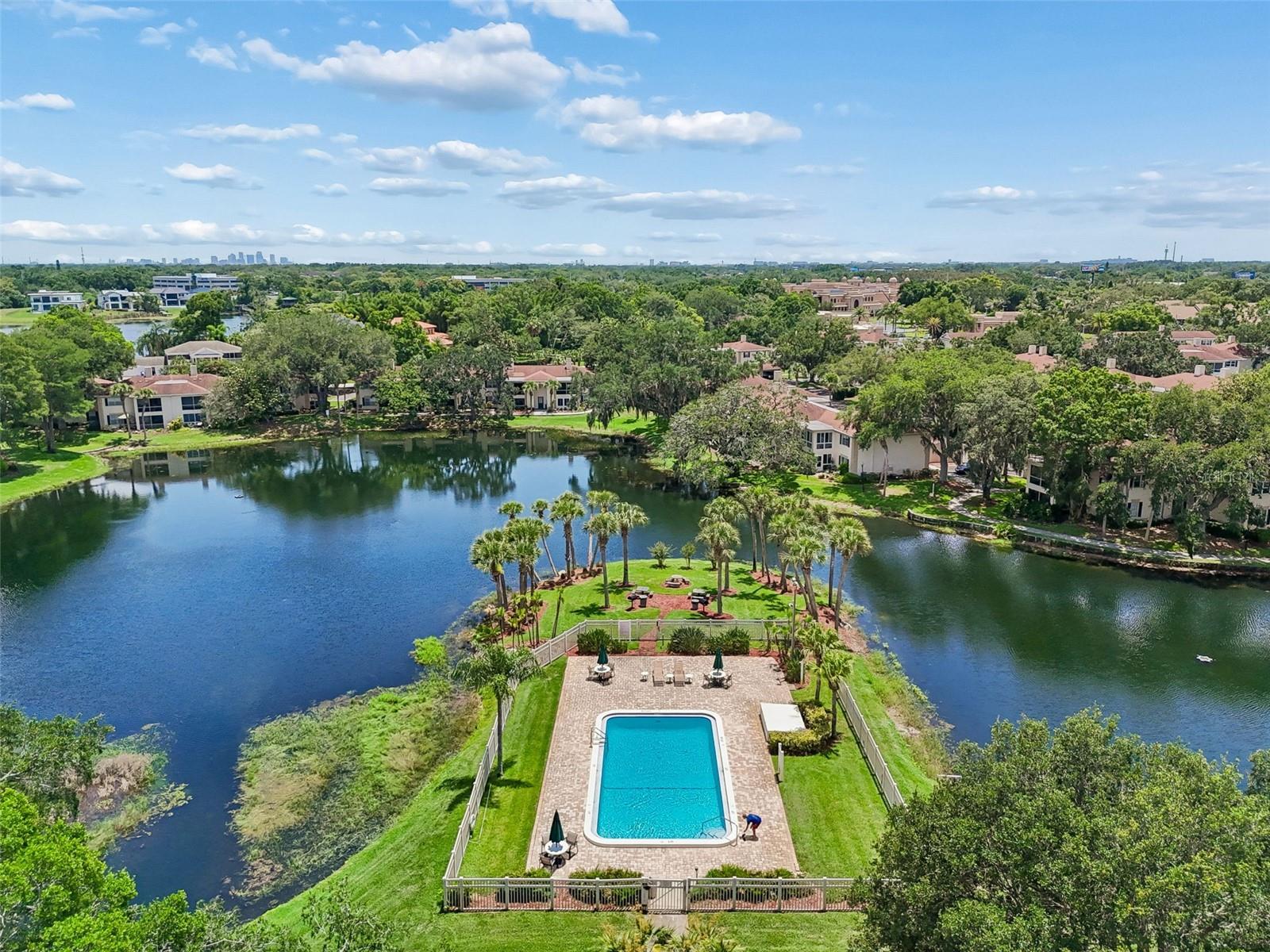 THE GRAND AT OLDE CARROLLWOOD - Residential