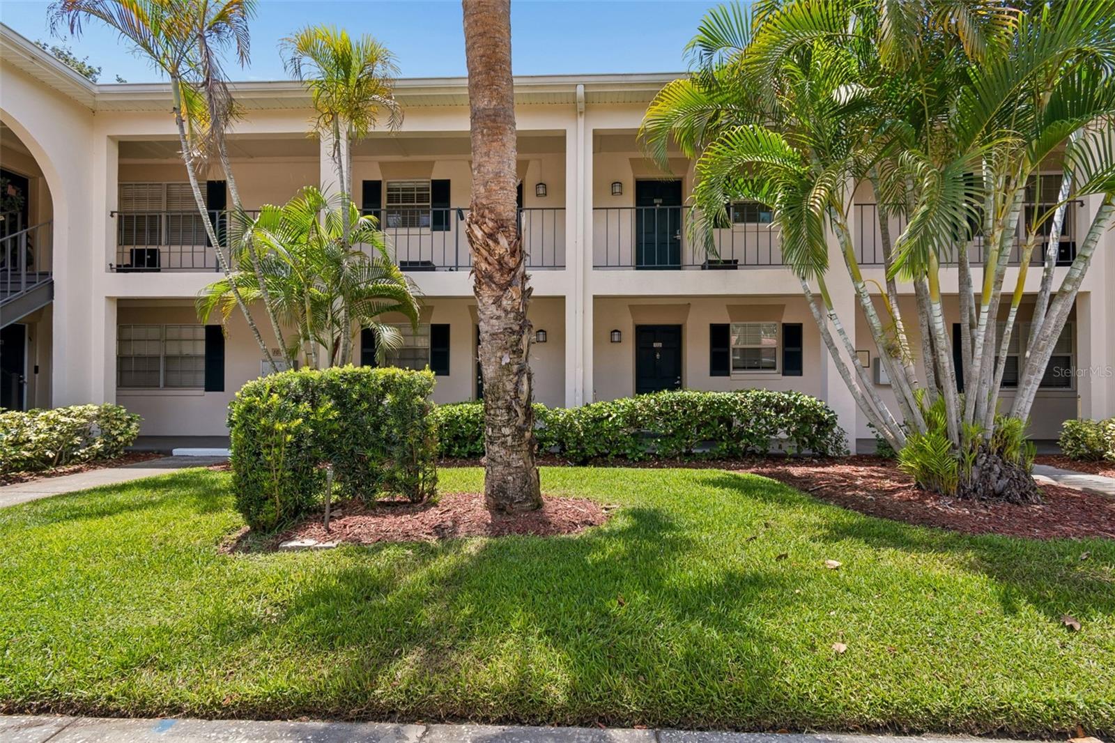 THE GRAND AT OLDE CARROLLWOOD - Residential
