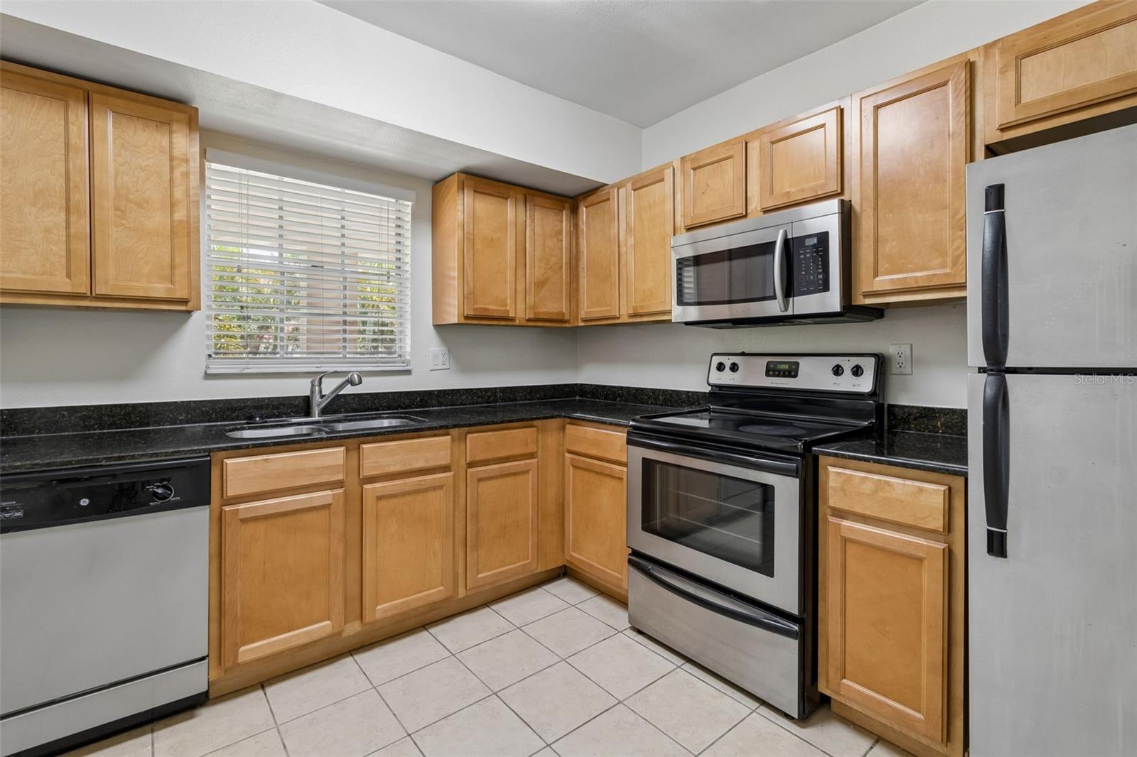 THE GRAND AT OLDE CARROLLWOOD - Residential