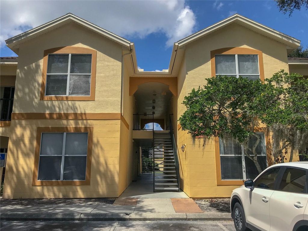 Photo of 5621 Pinnacle Heights Circle #101, Tampa, FL 33624 (MLS # TB8468364)