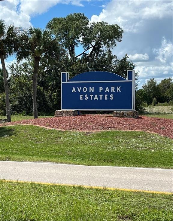 AVON PARK ESTATE - Land