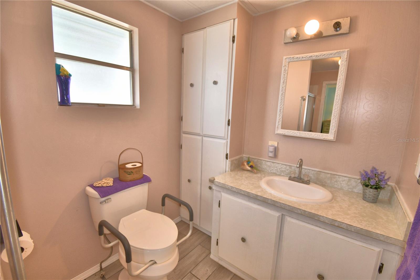 OAKWOOD ESTATES - Residential