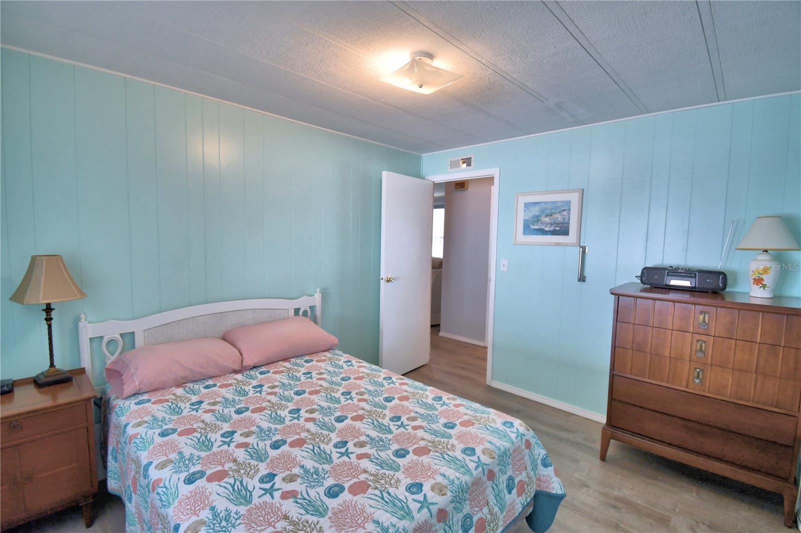 OAKWOOD ESTATES - Residential