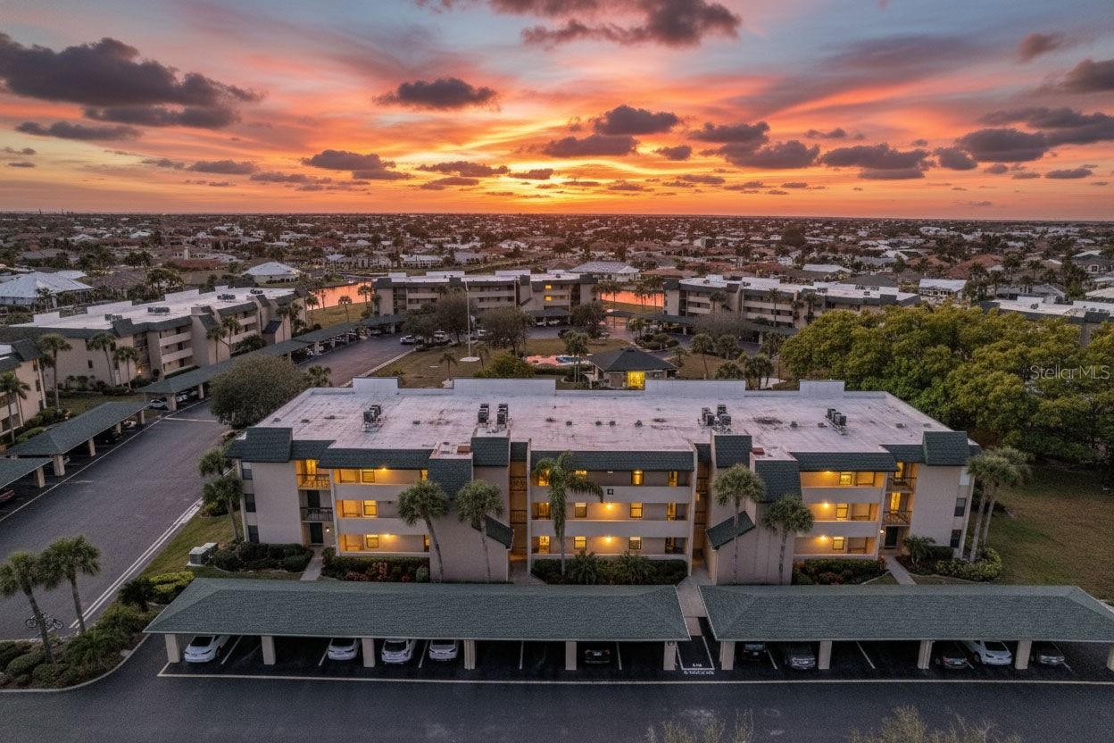 BANYAN POINT PH 03 - Residential