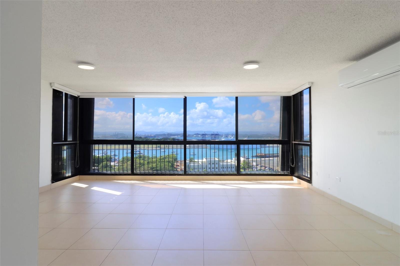 TORRE DE LA REINA - Residential Lease