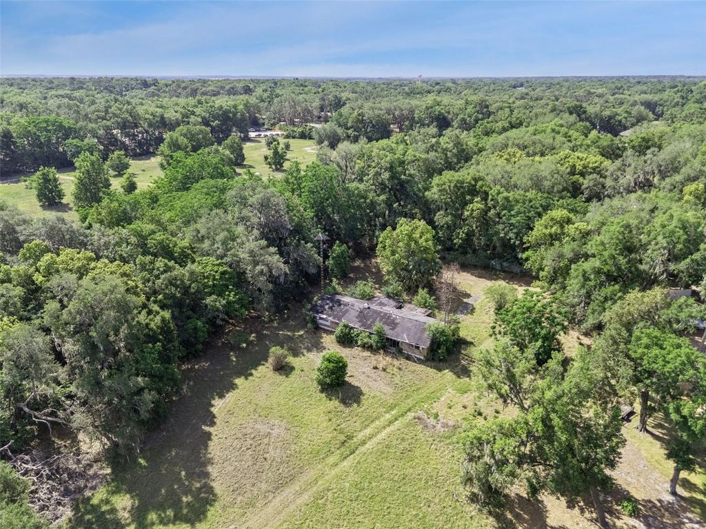 Photo of 36322 Via Marcia, Fruitland Park, FL 34731 (MLS # G5111920)