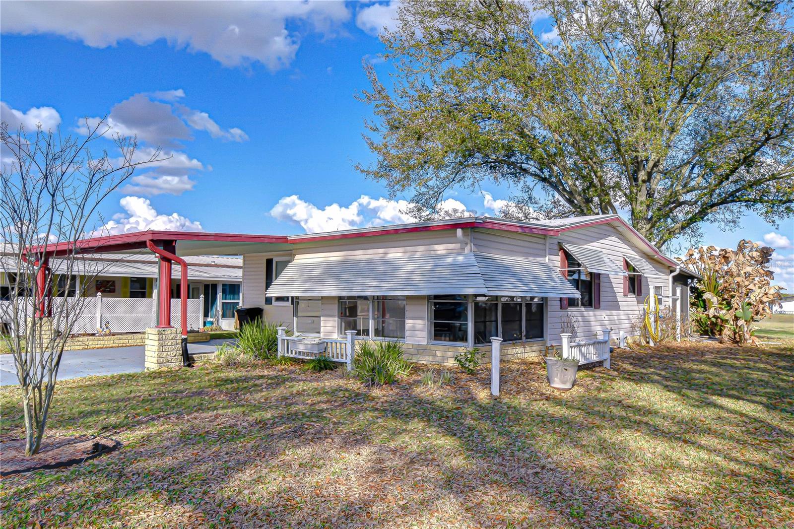 OAKS ROYAL 3 - Residential