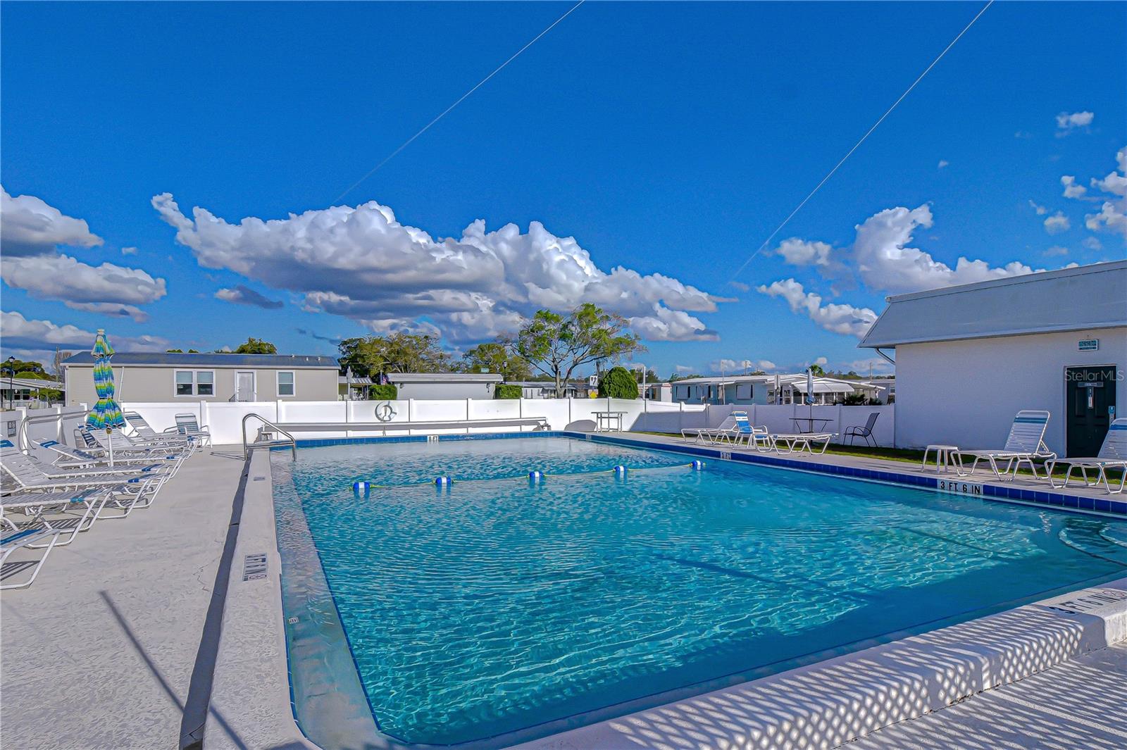 OAKS ROYAL 3 - Residential